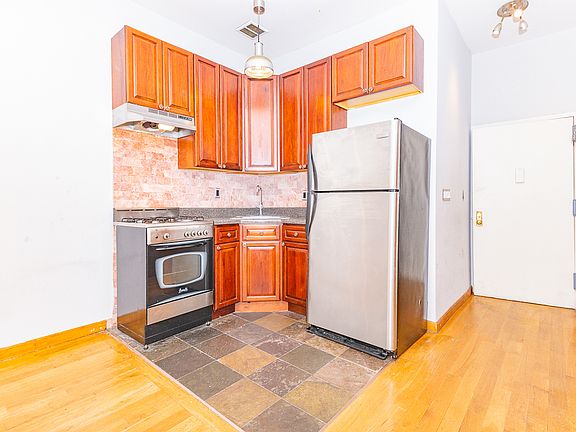 3rd image of 165 Central Ave #2BB