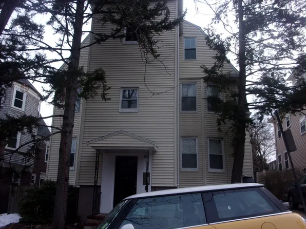 63 Mount Vernon St APT 7, Cambridge, MA 02140