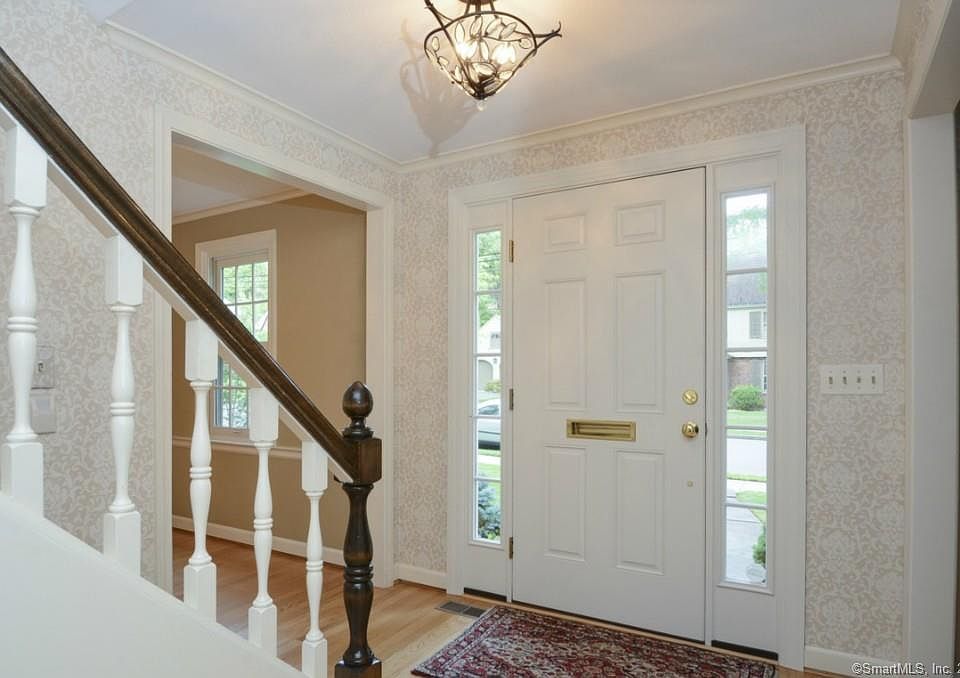 60 Fernwood Rd, West Hartford, CT 06119 Zillow