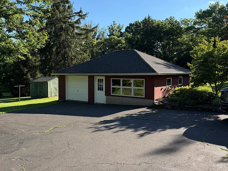 1043 Davis Grove Rd — Photo 18