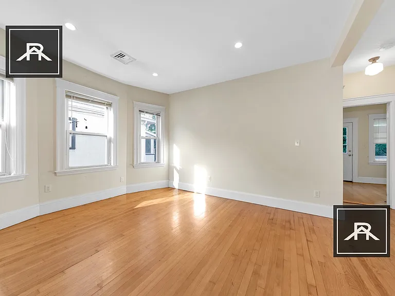 298-300 Alewife Brook Pkwy #2 — Photo 10