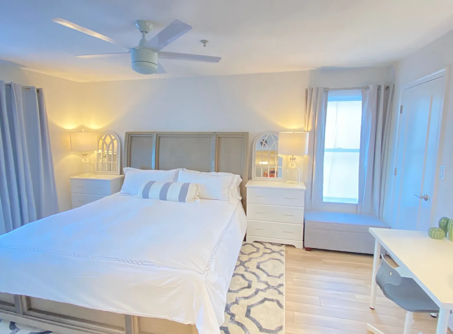 816 Caroline Ct — Photo 3