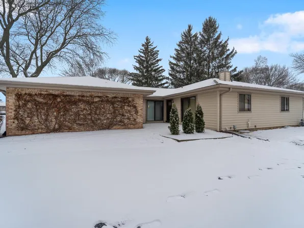 11015 North Balsam Tree COURT, Mequon, WI 53092