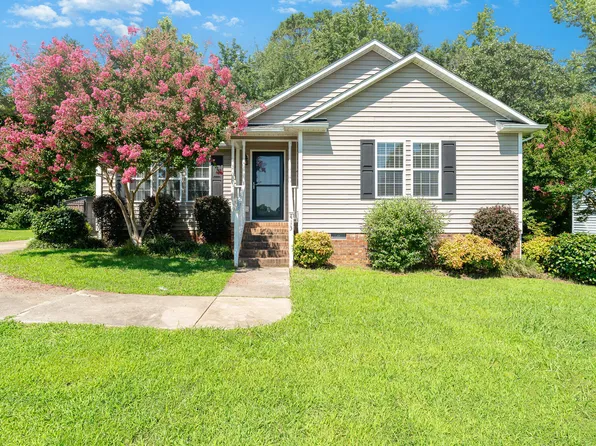 413 James Toney Dr, Elon, NC 27244