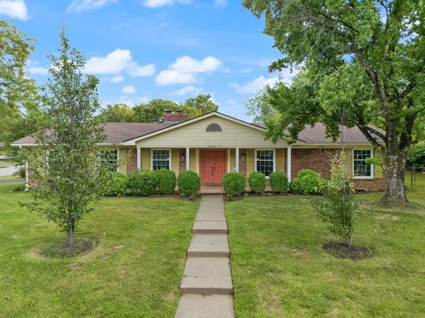 1800 Joan Dr, Lexington, KY 40505