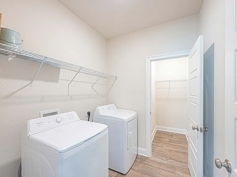 32667 Revere Dr — Photo 30