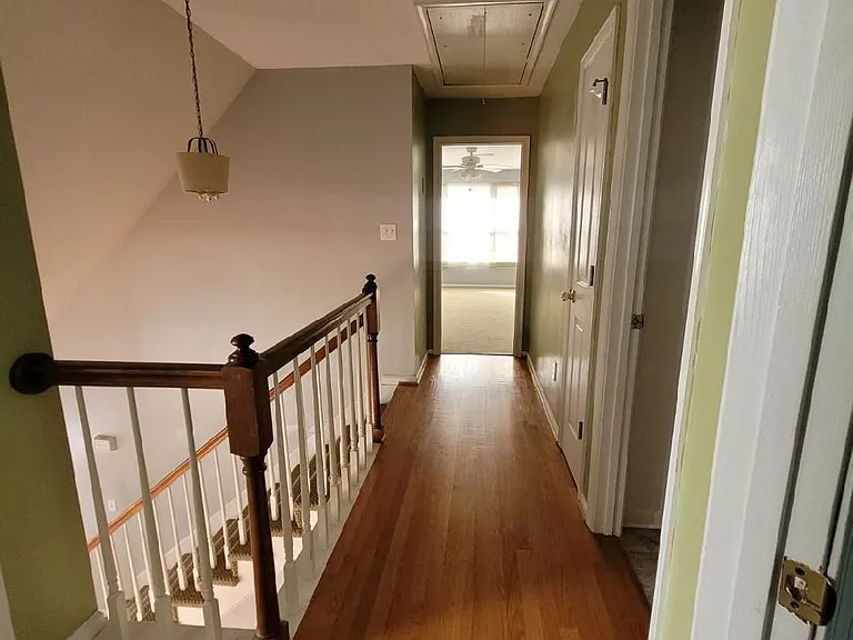 100 Lamplighter Pl — Photo 16