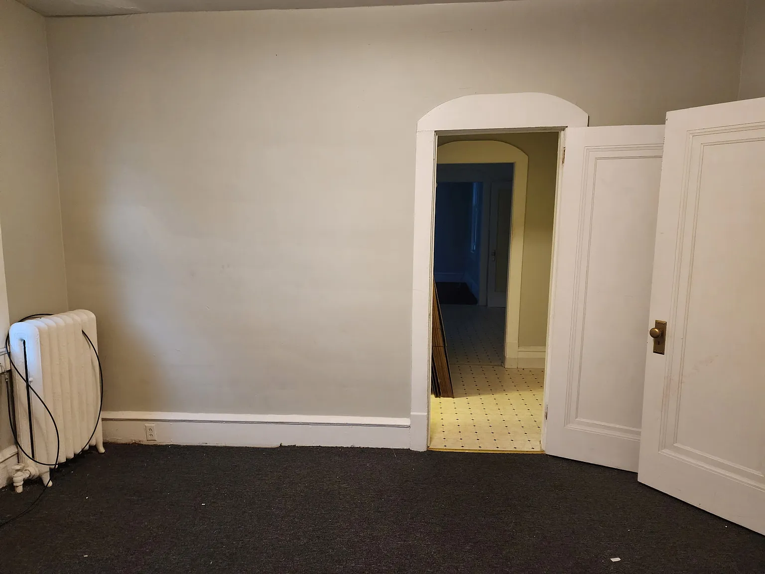 1 bed, $1,000 — Photo 2