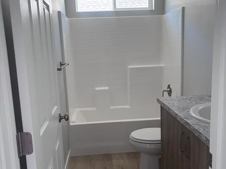 2nd bathroom