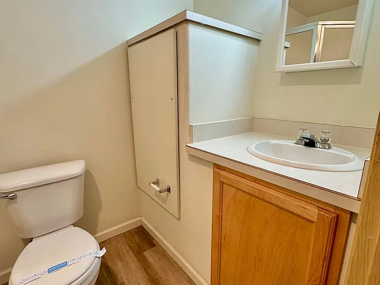 1565 NW Portland Ave — Photo 9