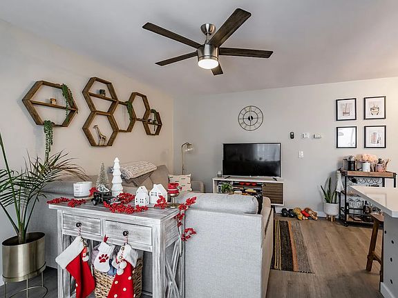 4th image of 1440 Thomas Ave #5