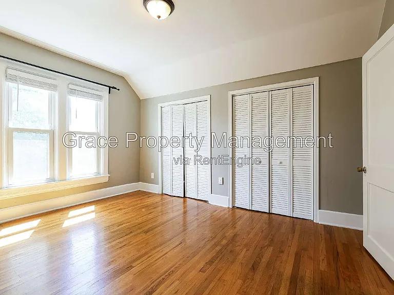 429 S Pearl St — Photo 9