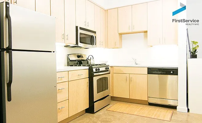 Rented by FirstService Realty (legacy) | media 16