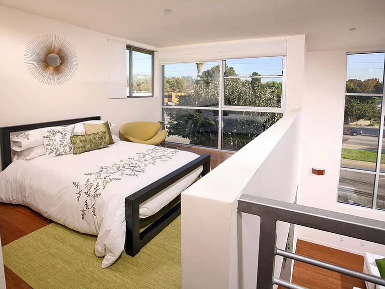 Oxy Lofts — Photo 11