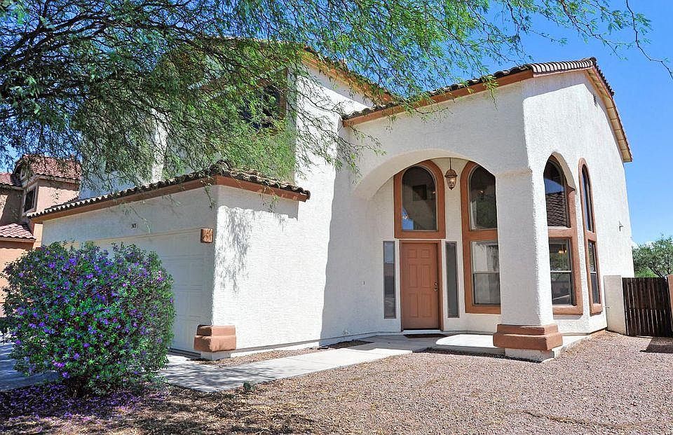 1st image of 305 E Camino Del Abeto