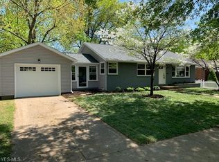 818 E 3rd St, Dover, OH