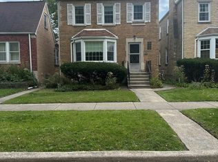 5639 N Central Park Ave, Chicago, IL 60659