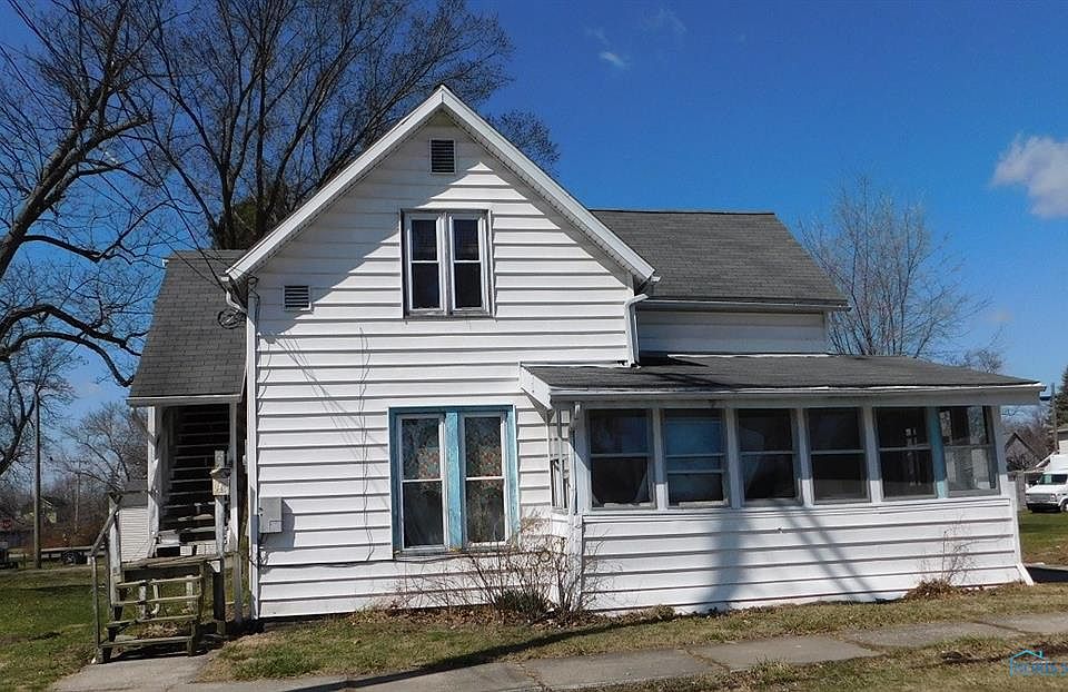 1st image of 629 S Jonesville St