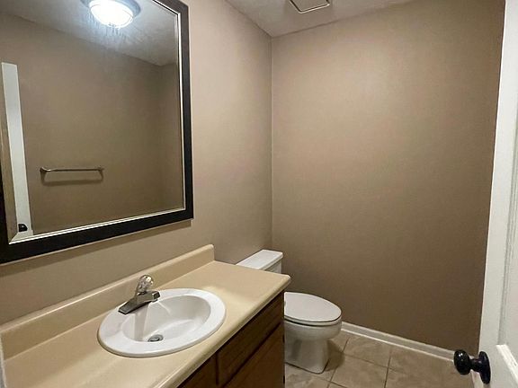3rd image of 5391 Sombra Del Lago Dr