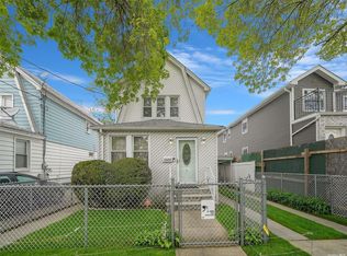 133-51 Denis St, Jamaica, NY 11434