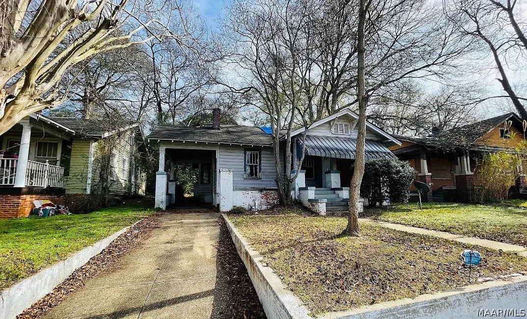 2 bed, 1.0 bath, 1209 sqft, $950 — Photo 1