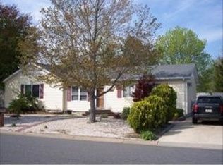 101 Emily Dr, Manahawkin, NJ 08050