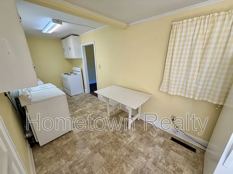 1 bed, 1.0 bath, 750 sqft, $975 — Photo 3