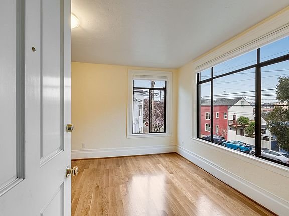 3rd image of 165 Peralta Ave APT 1