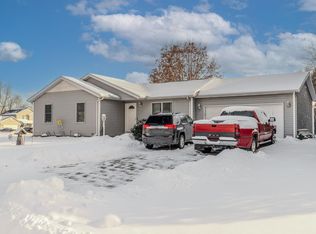 19444 Sunward Ct, Goshen, IN 46528
