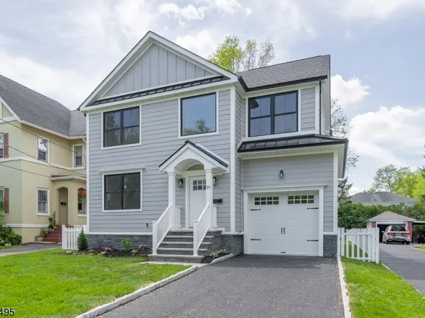 26 Minton Ave, Chatham Boro, NJ 07928