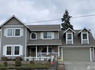 2512 NE Helm St, Bremerton, WA 98310