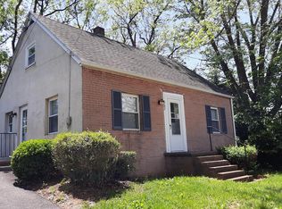 382 W 11th St, Front Royal, VA 22630