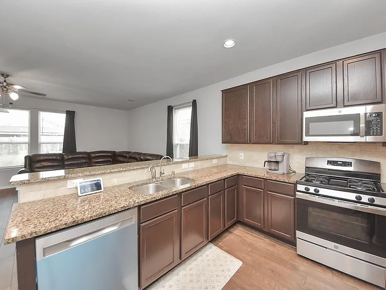 4239 Wyanngate Dr — Photo 7