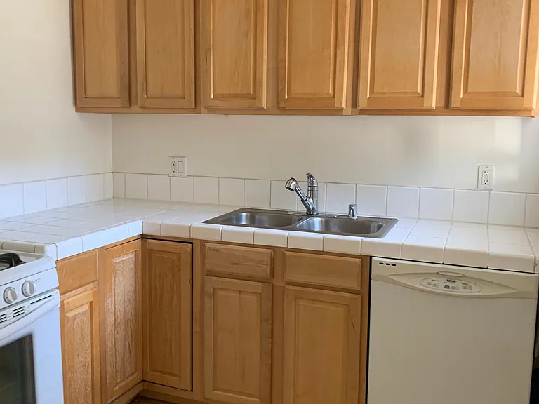 12216 Washington Pl — Photo 4