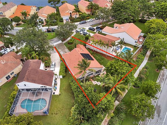 4th image of 1721 Harbour Side Dr