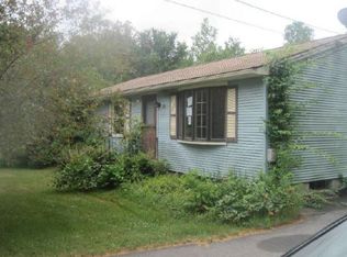 23 H Putnam Rd, Charlton, MA 01507