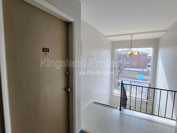 2nd image of 5353 Walsh St APT 2B