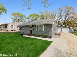 6707 SW 15th St, Des Moines, IA 50315