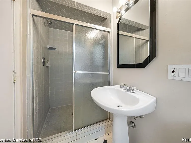 4912 S Clunbury Rd — Photo 23