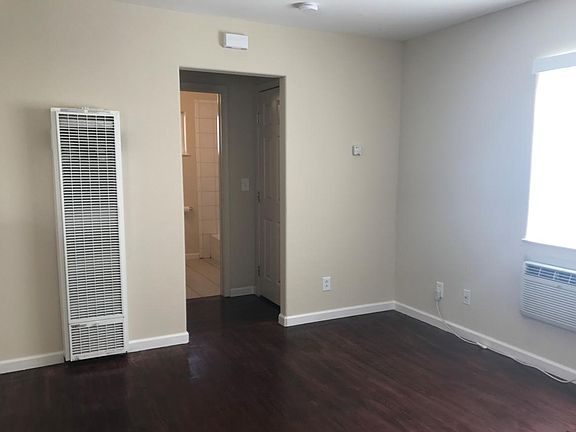 2nd image of 1058 Luther Ave