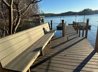 304 Lakeside Dr, Seneca, SC 29672