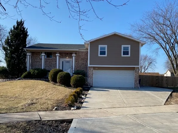 5751 Timberlane Rd, Matteson, IL 60443