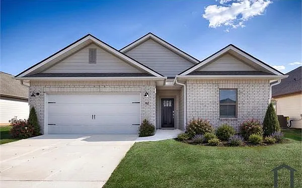 302 Allene Way — Photo 1