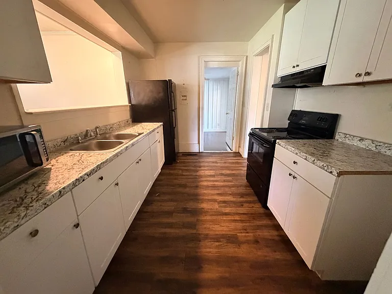 102 E Cranford Ave — Photo 7