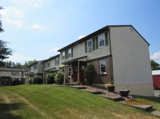 140 E Spruce St N, Selinsgrove, PA 17870