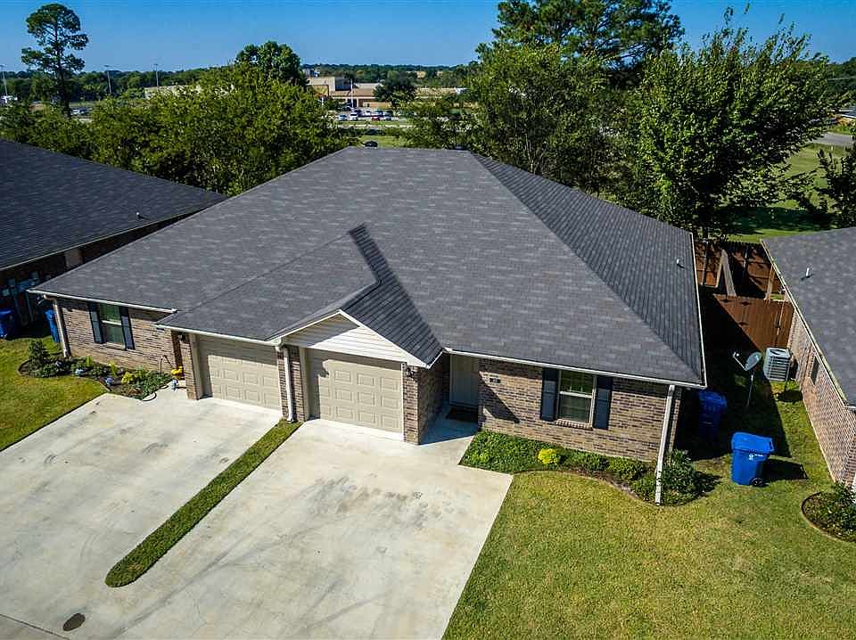 The Bend - 805 W Main St Bullard TX | Zillow