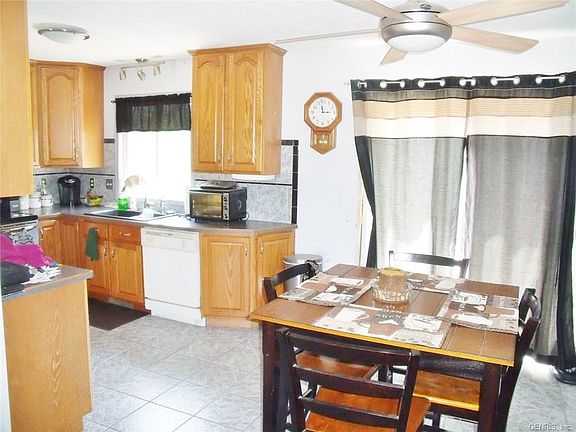 4th image of 2034 Bear Creek Dr