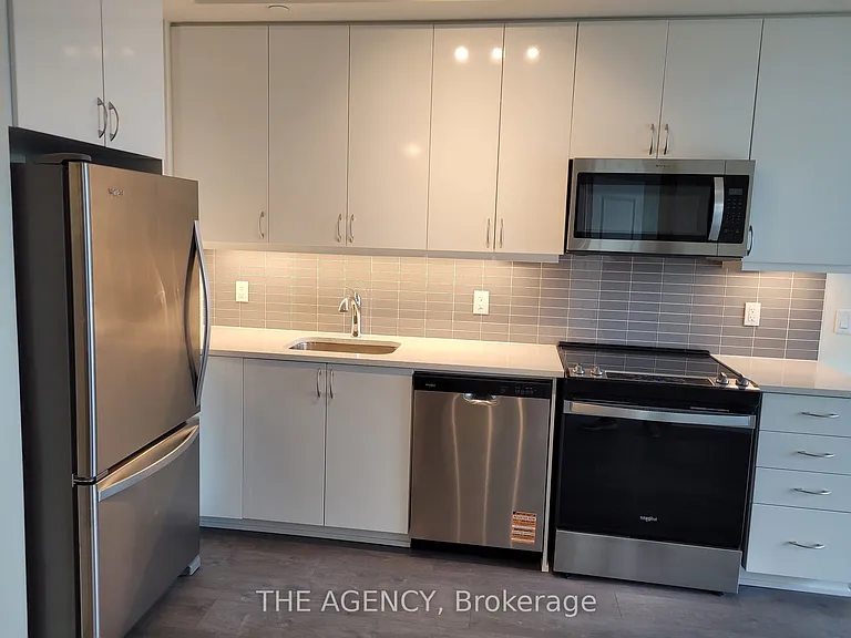 38 Annie Craig Dr #3601 — Photo 2