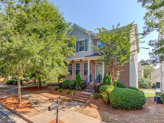 2nd image of 18 Privet Cir