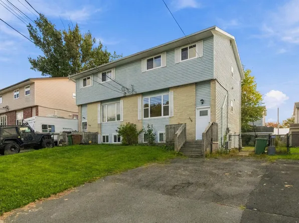 118 Waterwheel Cres, Middle Sackville, NS B4E 2K8